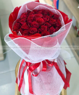 Bó hoa hồng đỏ - Hẹn hò