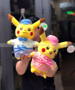 Gấu bông Pikachu đội nón