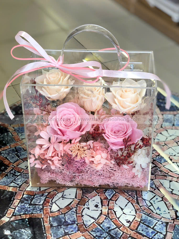 Hộp Vali mica hoa hồng vĩnh cửu - Memory