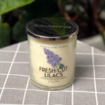 Nến thơm Bath And Body Works Fresh Cut Lilacs 1 bấc