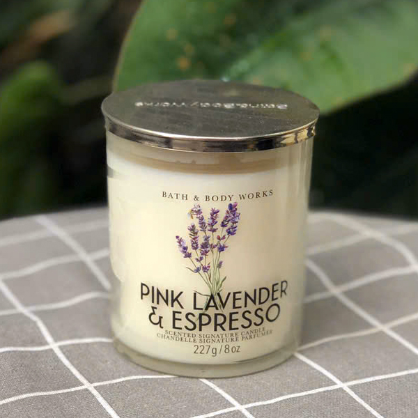 Nến thơm Bath And Body Works Pink Lavender & Espresso 1 bấc