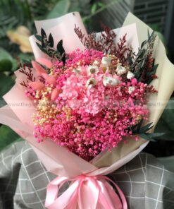 Bó hoa khô nắng hồng