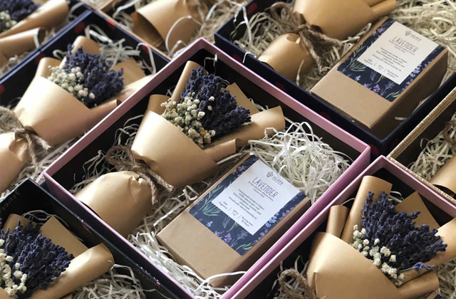 Landing hero - quà tặng doanh nghiệp