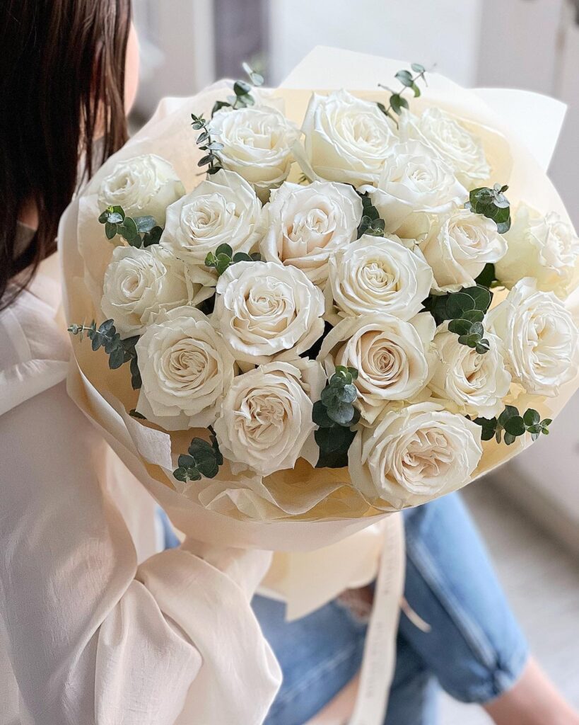 Ý nghĩa hoa hồng trắng – Tình yêu thuần khiết và cao quý