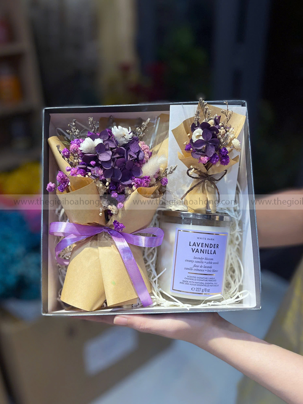 Combo nến thơm Lavender + Bó hoa khô mini