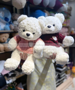 Gấu bông Teddy lông xoắn áo len