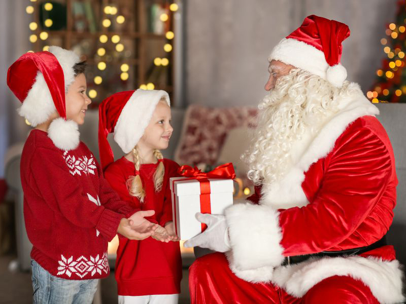 Niềm vui khi Ông Già Noel xuất hiện