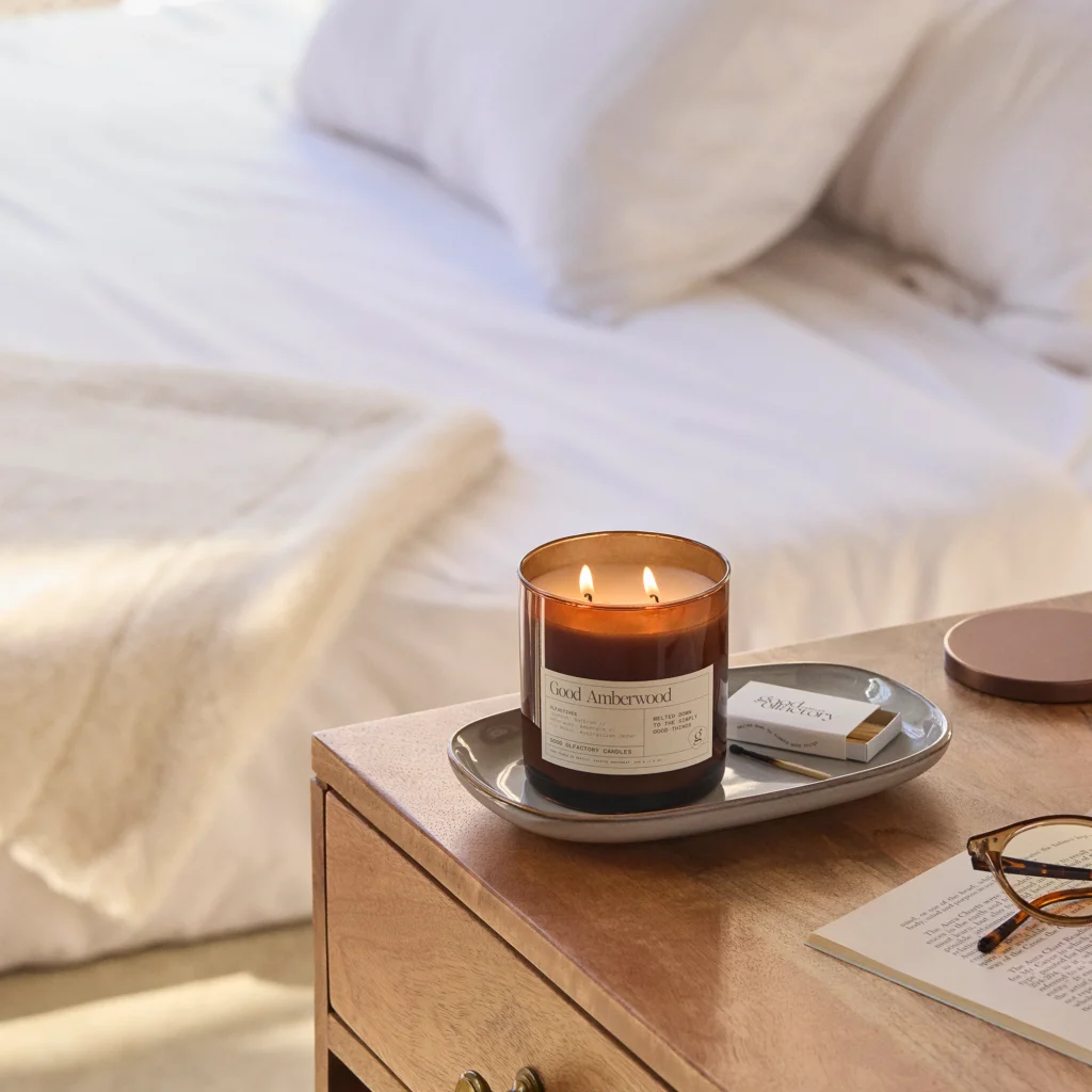 nến thơm phòng ngủ giúp thư giãn và ngủ ngon