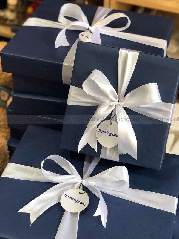 Shop Gói quà tặng sang trọng