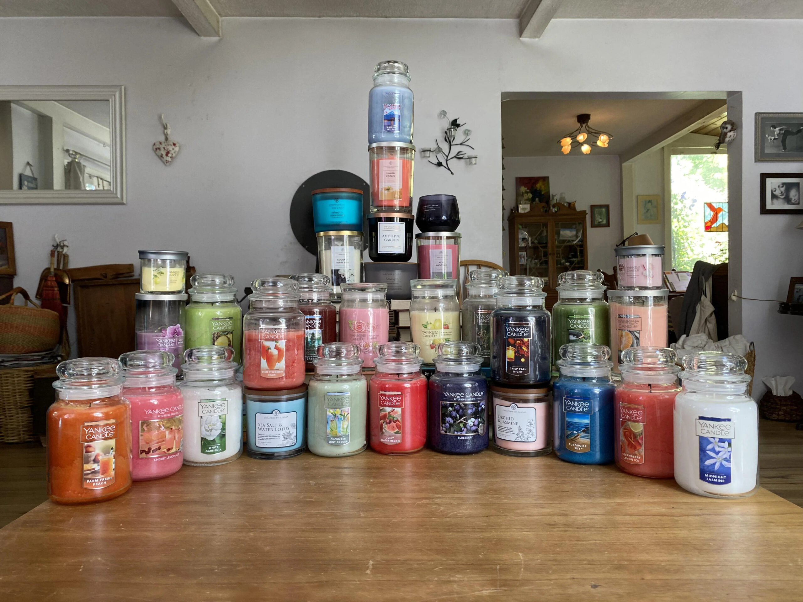 Yankee Candle Có Thực Sự Đáng Tiền? Review Độ Tỏa Hương Chi Tiết