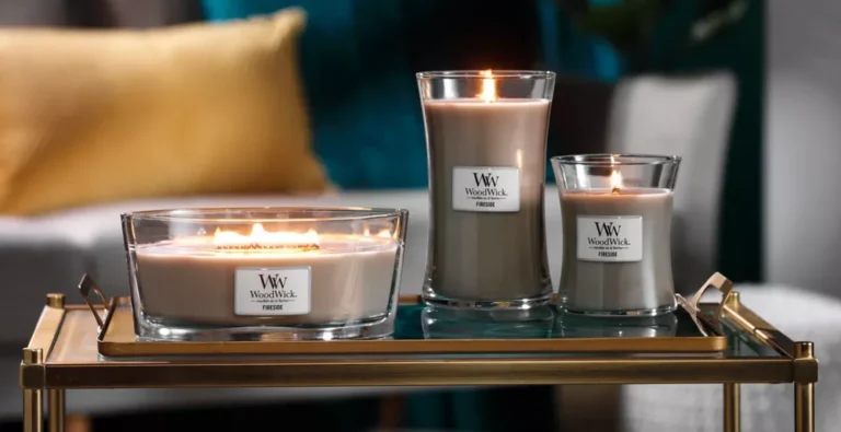 Review Nến Thơm Bấc Gỗ WoodWick: Âm Thanh Lách Tách & Tỏa Hương Nhanh